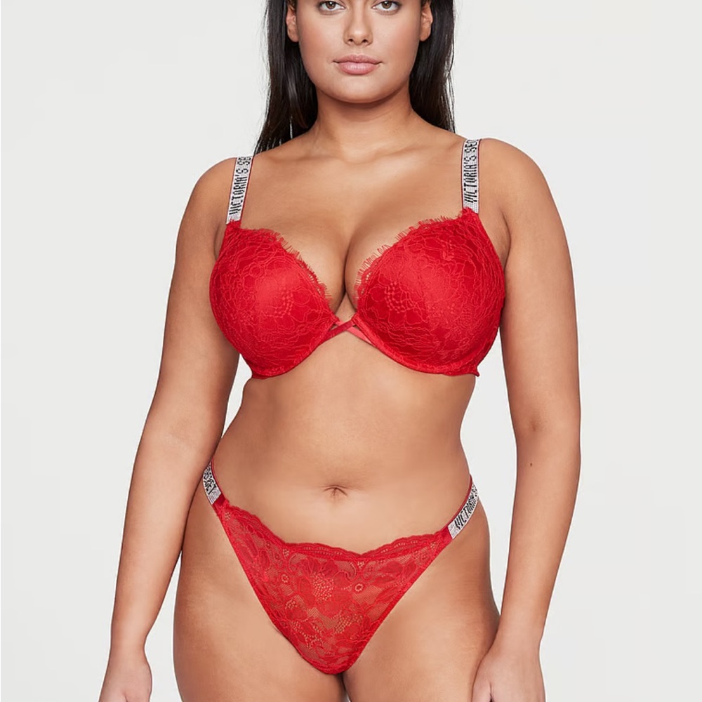 Bombshell Add-2-Cups Chain Shine Strap Lace Push-Up Bra